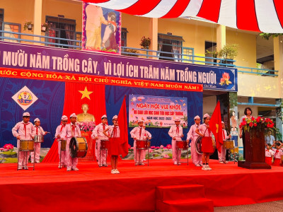 Liên đội trường Tiểu học Nguyễn Tri Phương tổ chức Ngày hội " Thiếu nhi vui khỏe - giao lưu học sinh tiểu học " năm học 2022- 2023