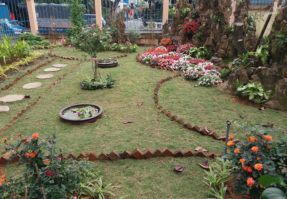 Công trình " Vườn hoa yêu thương"