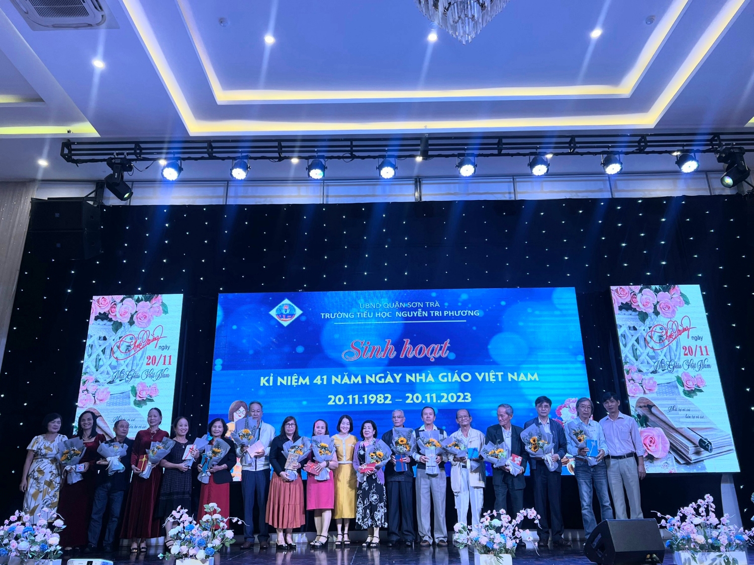Trường Tiểu học Nguyễn Tri Phương tổ chức sinh hoạt kỉ niệm 41 năm ngày Nhà giáo Việt Nam (20/11/1982-20/11/2023)