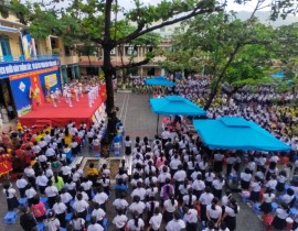 Liên đội Nguyễn Tri Phương tổ chức các hoạt động chào mừng kỉ niệm 40 năm ngày Nhà giáo Việt Nam.