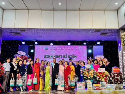 Trường Tiểu học Nguyễn Tri Phương tổ chức Lễ kỷ niệm 43 năm ngày Nhà giáo Việt Nam 20/11